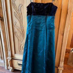 Emerald Green Gown 12